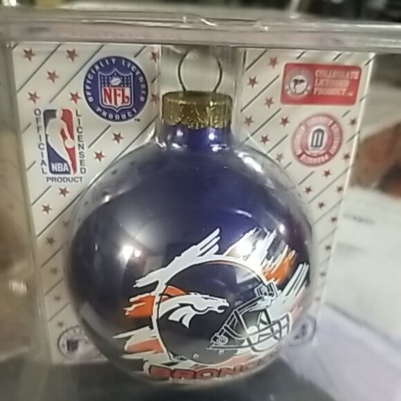 Vintage Denver Broncos Christmas Ornament - Official NFL Licensed Product - Picture 3 of 3